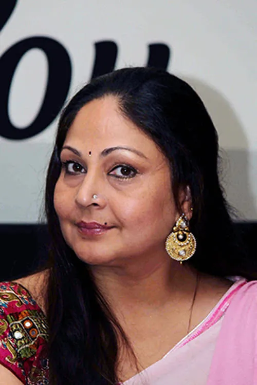 Rati Agnihotri interpretando a 