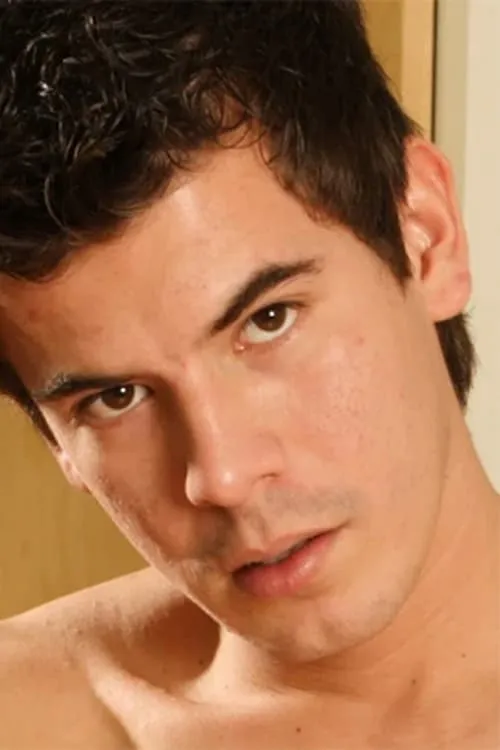 Actor Raul Zambrano