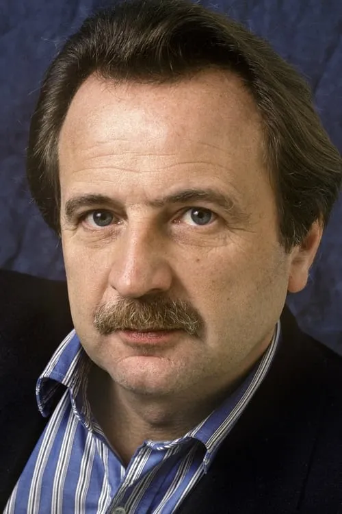 Régis Debray interpretando a 