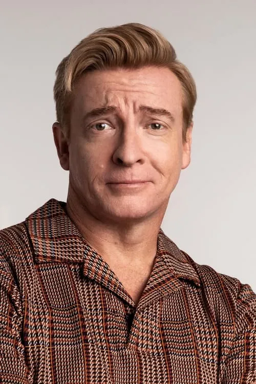 Foto de perfil del actor Rhys Darby en el reparto