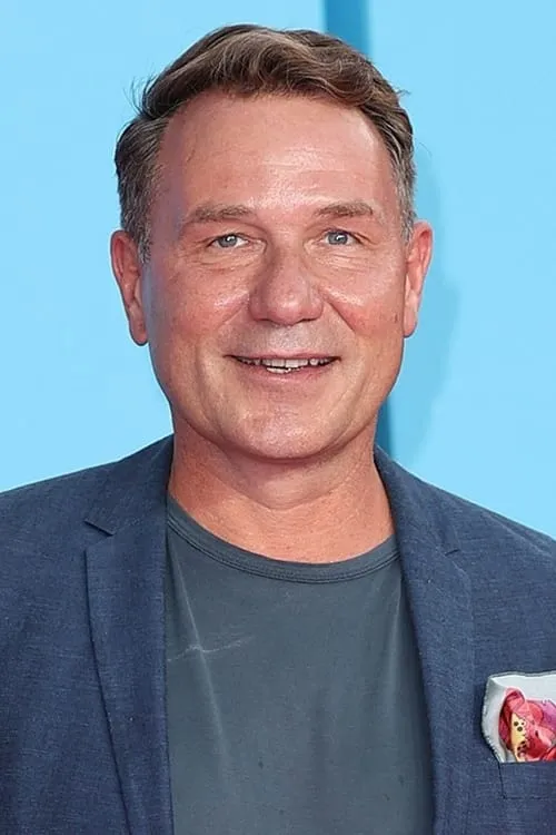 Actor Richard Arnold