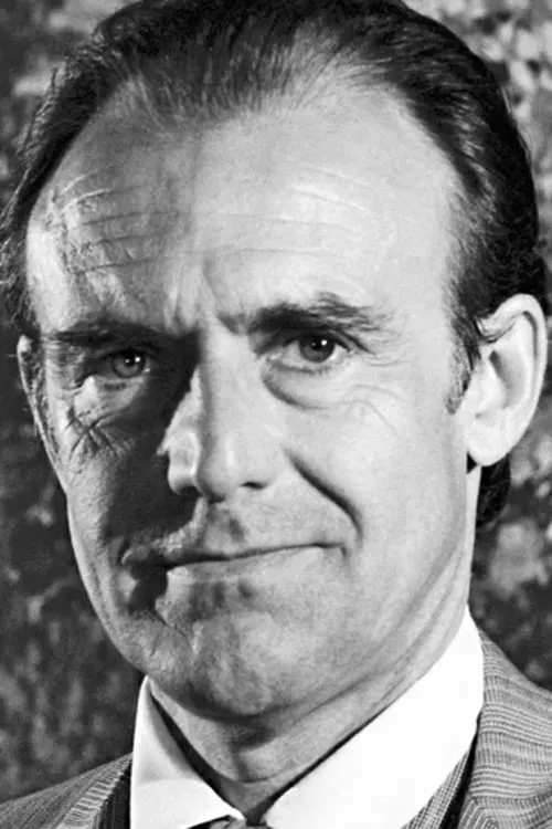 Actor Richard Bull