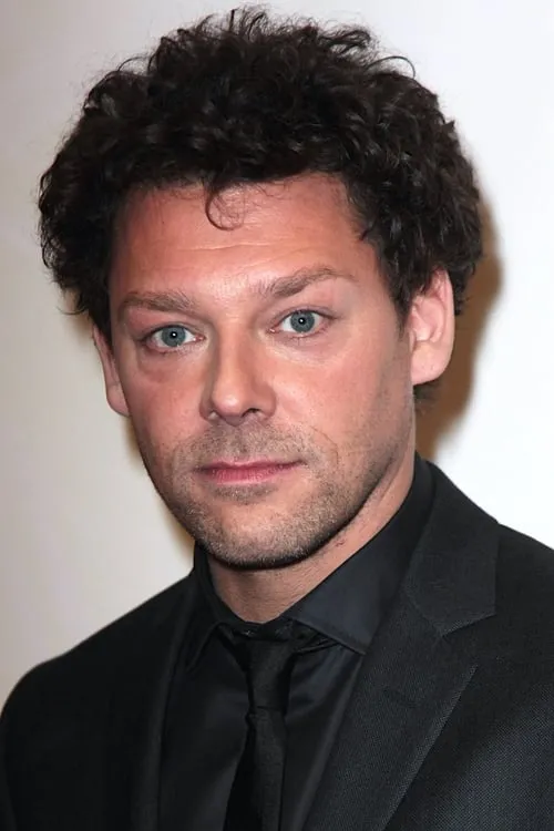 Richard Coyle interpretando a Oliver