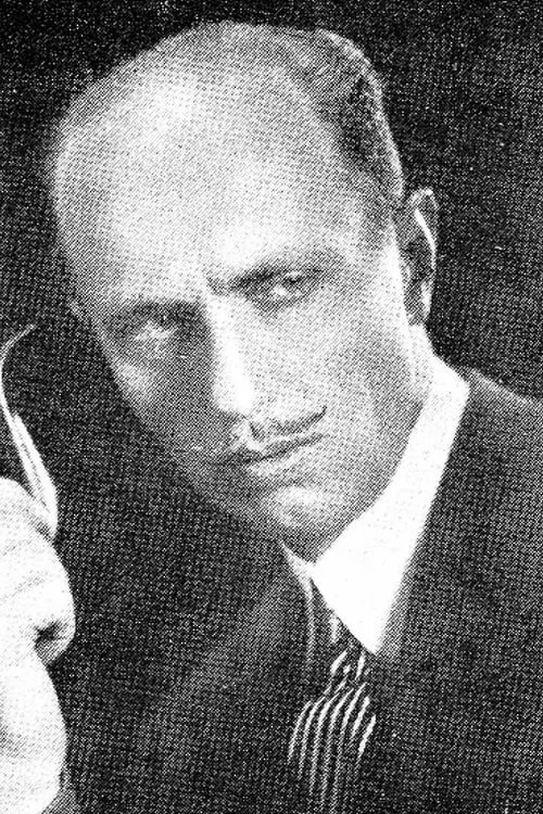 Actor Richard L'Estrange