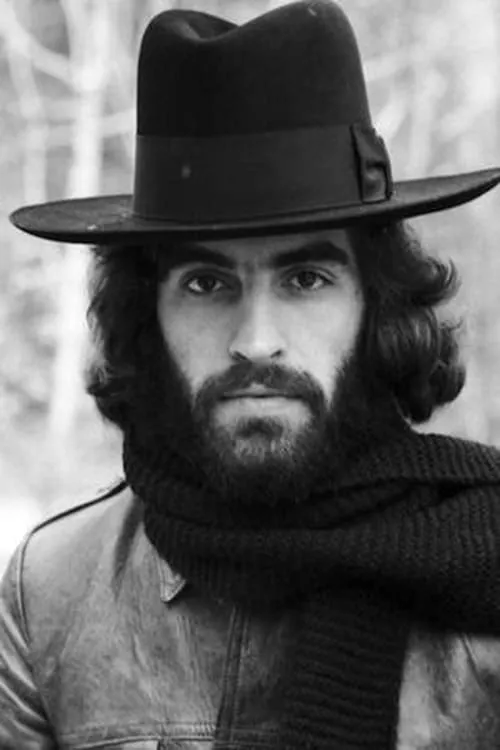 Richard Manuel interpretando a Self - The Band