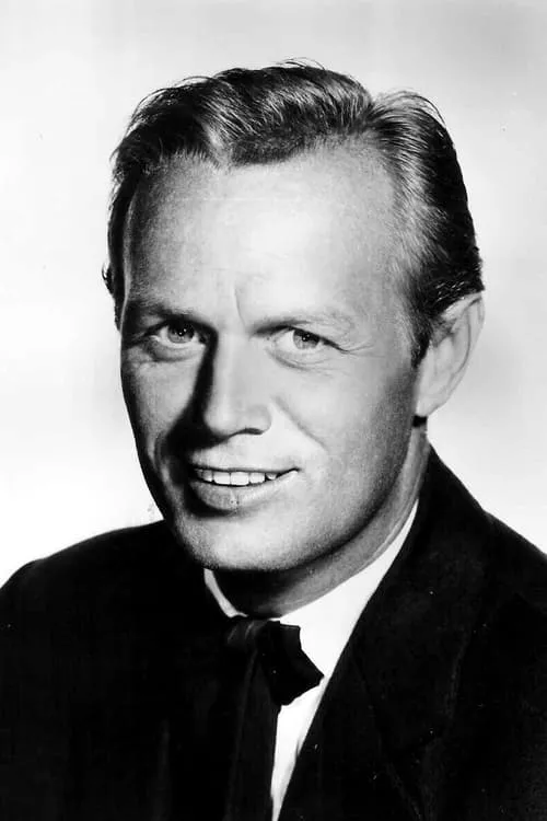 Foto de perfil del actor Richard Widmark en el reparto