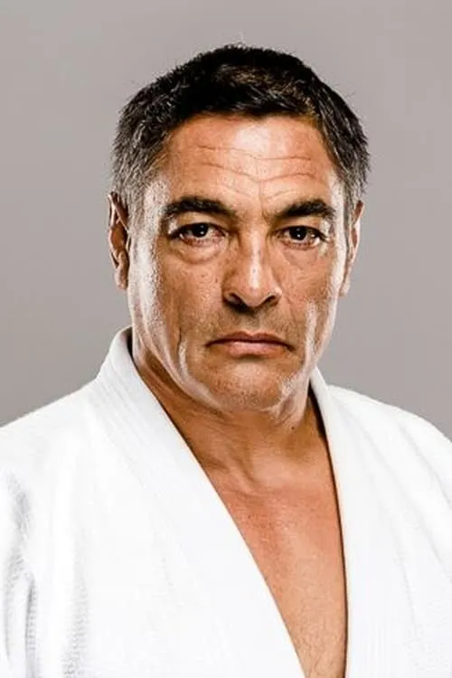 Rickson Gracie interpretando a Self