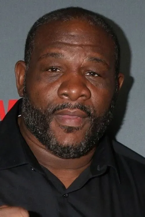 Riddick Bowe interpretando a Himself