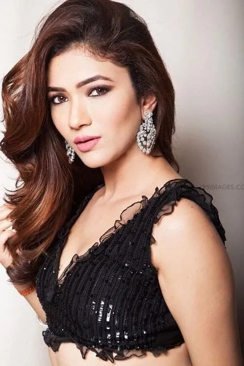 Ridhima Pandit en el reparto