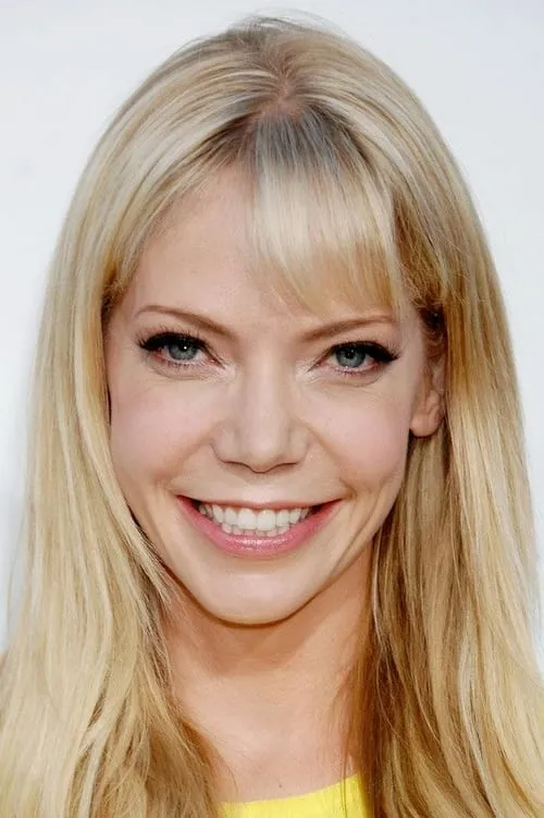 Riki Lindhome en el reparto