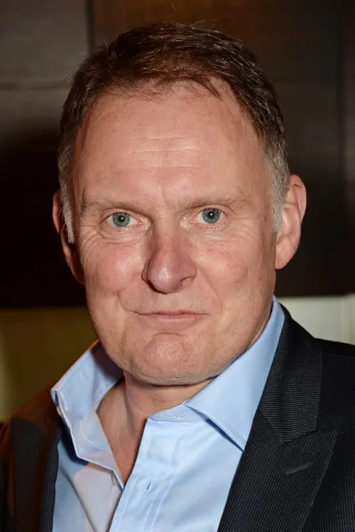 Robert Glenister interpretando a Frank Thompson