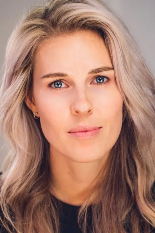 Claire van Beek ha trabajado con Robyn Paterson en 1 ocasiones