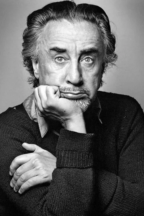 Romain Gary interpretando a Himself (archive)