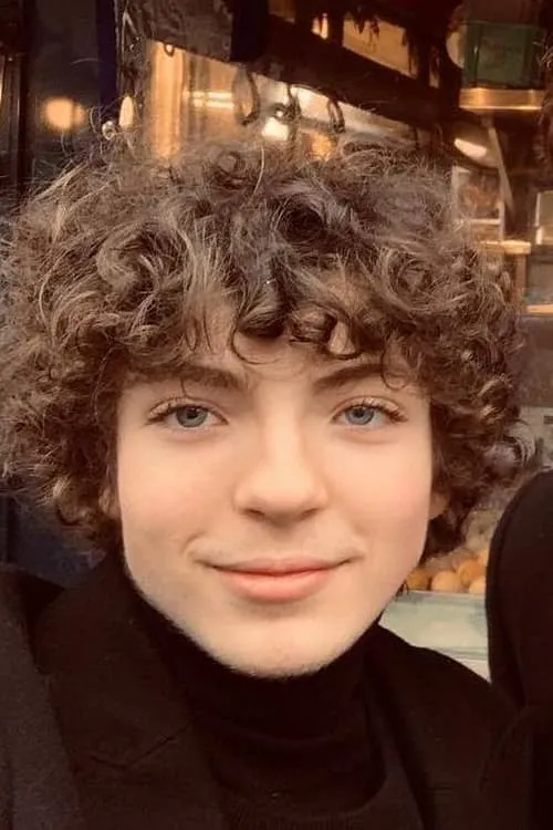 Romann Berrux en el reparto