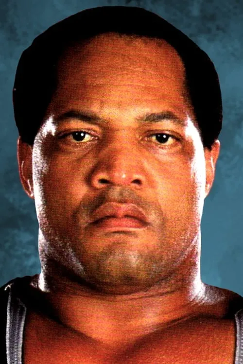 Ron Simmons interpretando a Himself