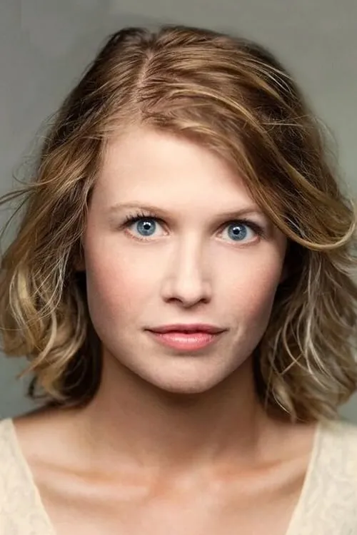 Actor Rose Reynolds