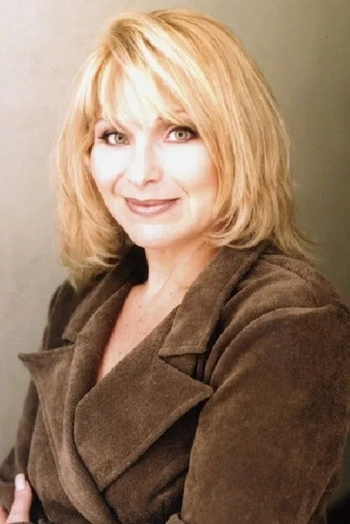 Actor Roslyn Kind