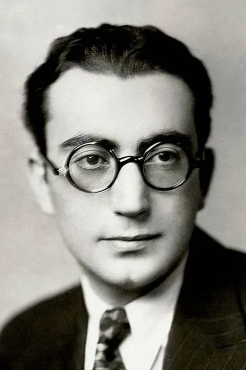 Rouben Mamoulian interpretando a Self (Archive Footage)