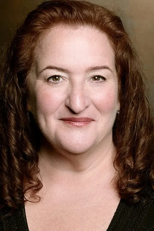 Rusty Schwimmer interpretando a Shelly Wolf