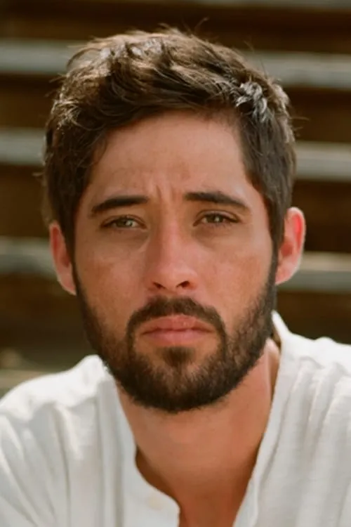 Actor Ryan Bingham