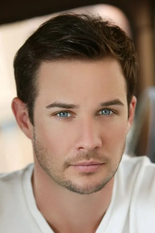 Ryan Merriman interpretando a Jake