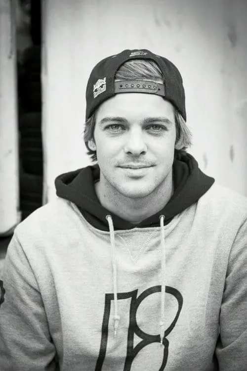 Ryan Sheckler interpretando a Ryan Sheckler