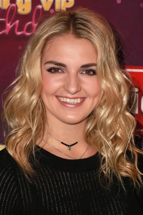 P.G. Marlar ha trabajado con Rydel Lynch en 1 ocasiones