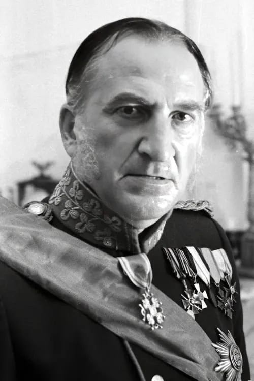 Ryszard Sobolewski interpretando a General Rommel