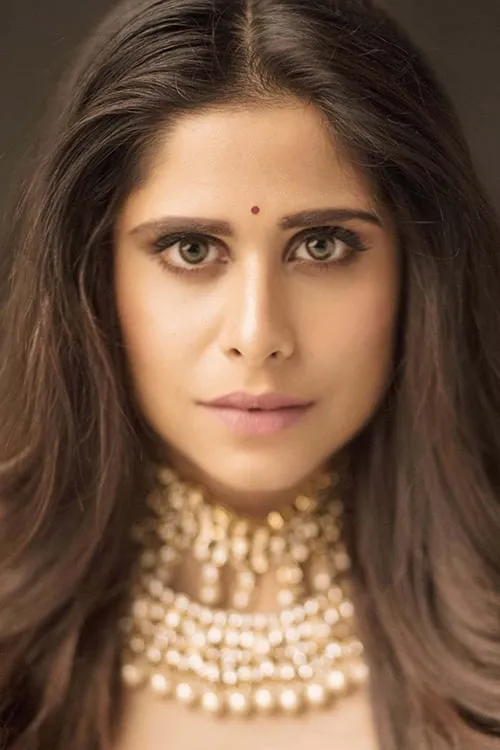 Sai Tamhankar interpretando a Gauri