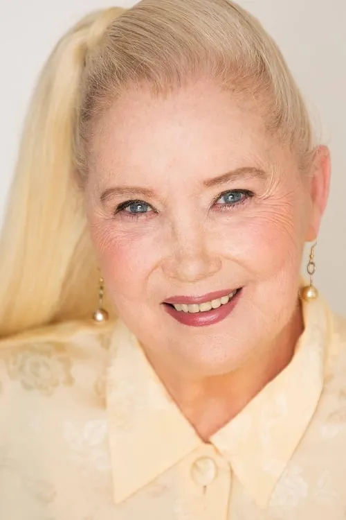 Sally Kirkland interpretando a Dr. Kurtzwell