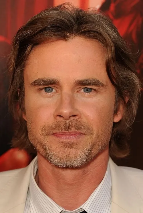 Sam Trammell interpretando a Dean Hall