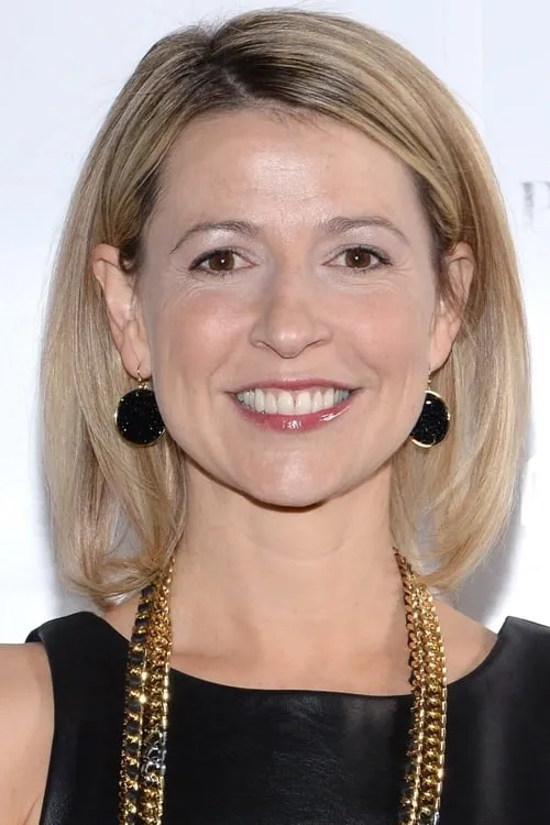 Samantha Brown interpretando a Katie