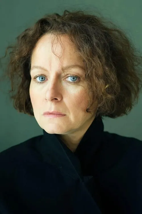 Samantha Morton interpretando a Jackie