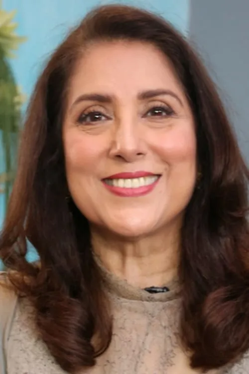 Giovannie Espiritu ha trabajado con Samina Peerzada en 1 ocasiones