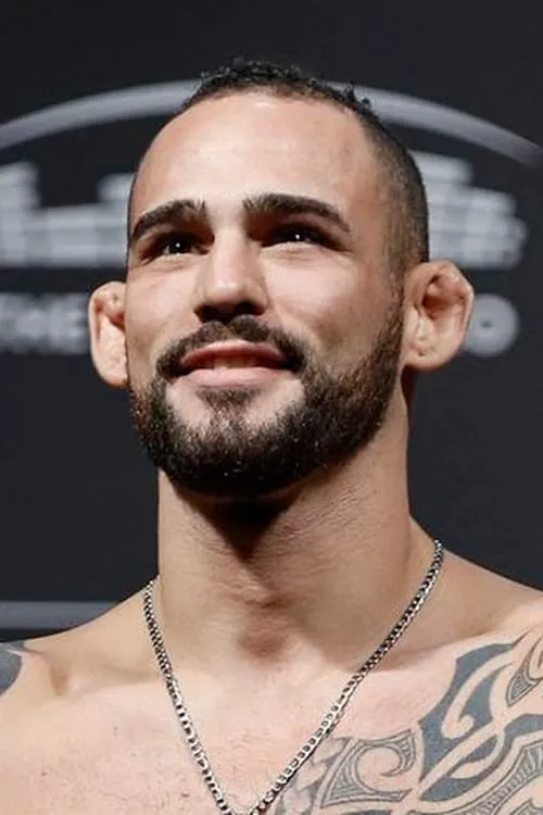 Santiago Ponzinibbio interpretando a Self