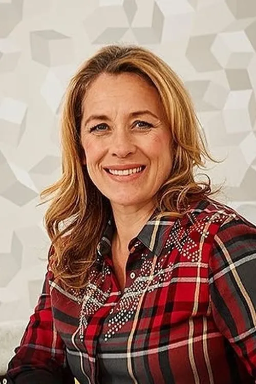 Sarah Beeny en el reparto