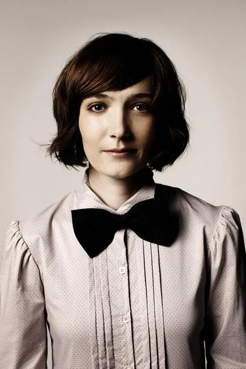 Sarah Blasko interpretando a Self