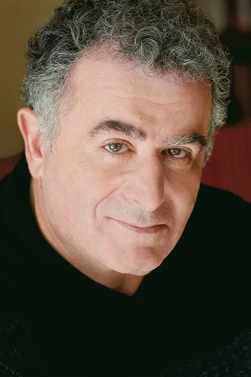 Actor Saul Rubinek