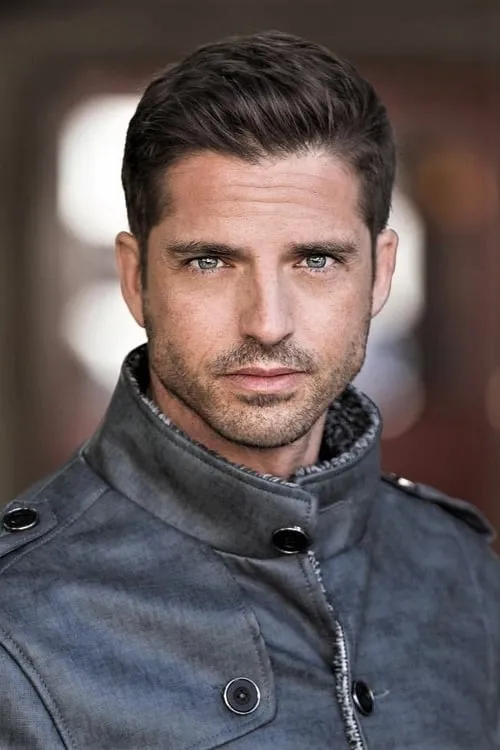 Foto de perfil del actor Scott Bailey en el reparto