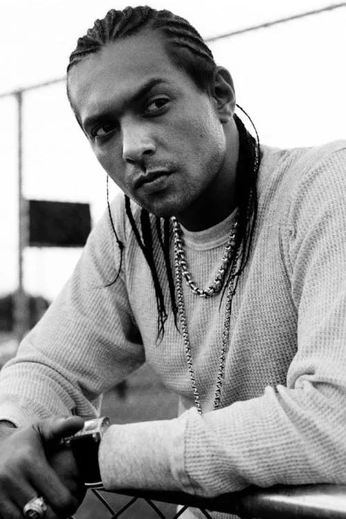 Sean Paul interpretando a Self