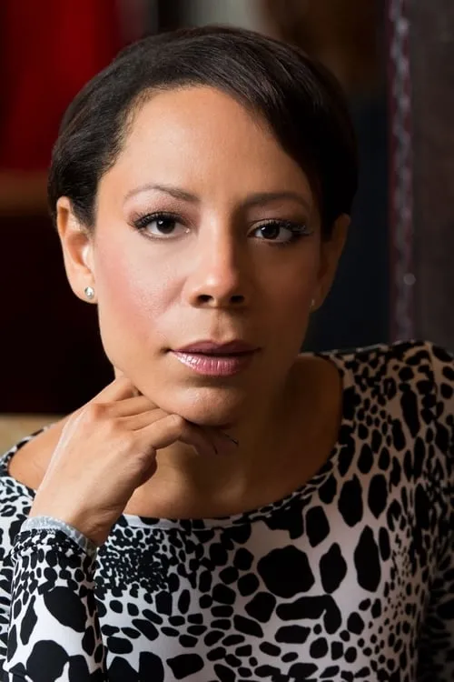 Selenis Leyva interpretando a Laura Chavez