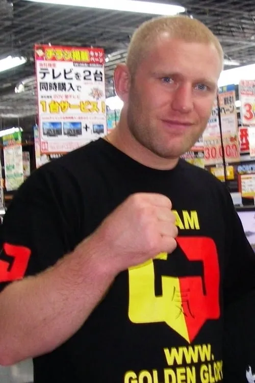 Makoto Takimoto ha trabajado con Sergei Kharitonov en 1 ocasiones