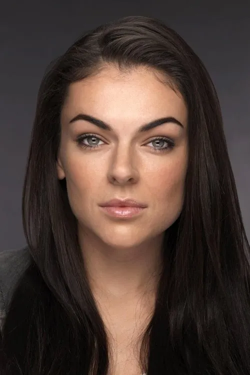 Foto de perfil del actor Serinda Swan en el reparto