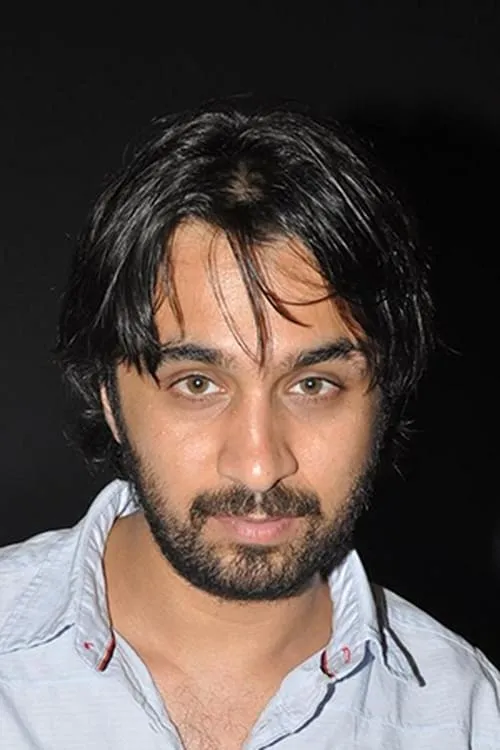 Siddhanth Kapoor interpretando a Sahil Qureshi