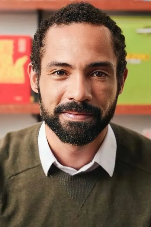 Actor Sílvio Guindane