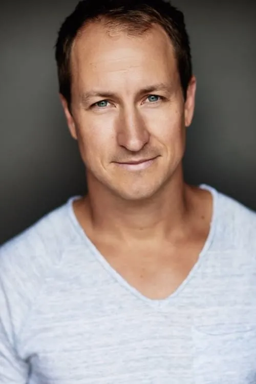 Actor Simon Mallory