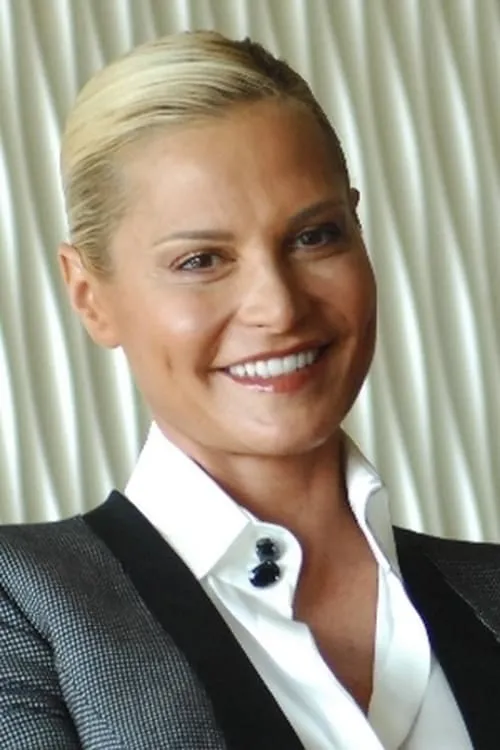 Actor Simona Ventura