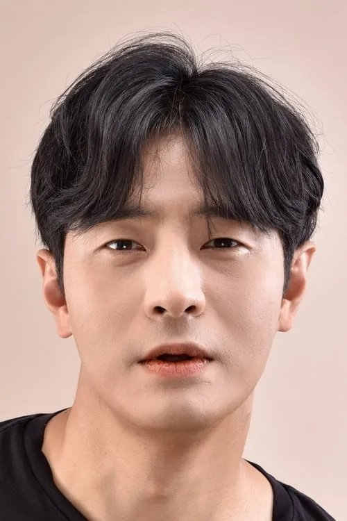 Actor So Yun-Ho