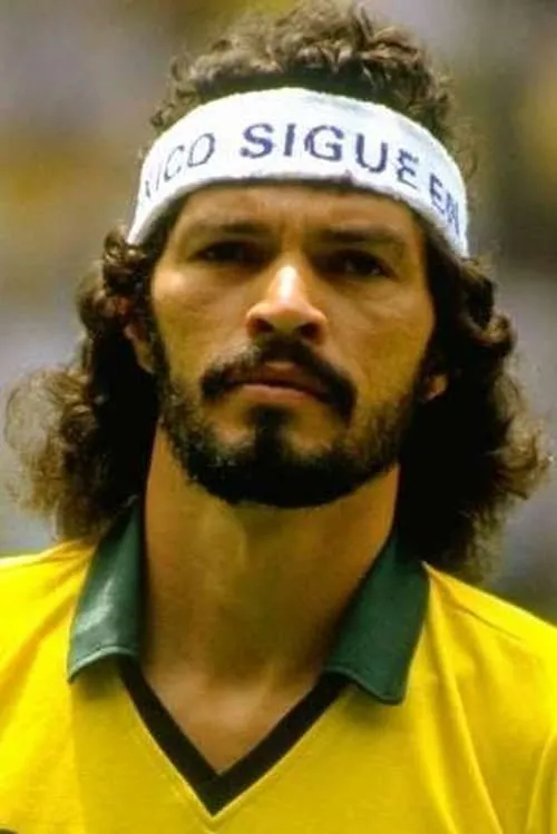 Sócrates interpretando a Himself