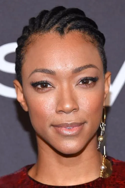 Sonequa Martin-Green interpretando a 